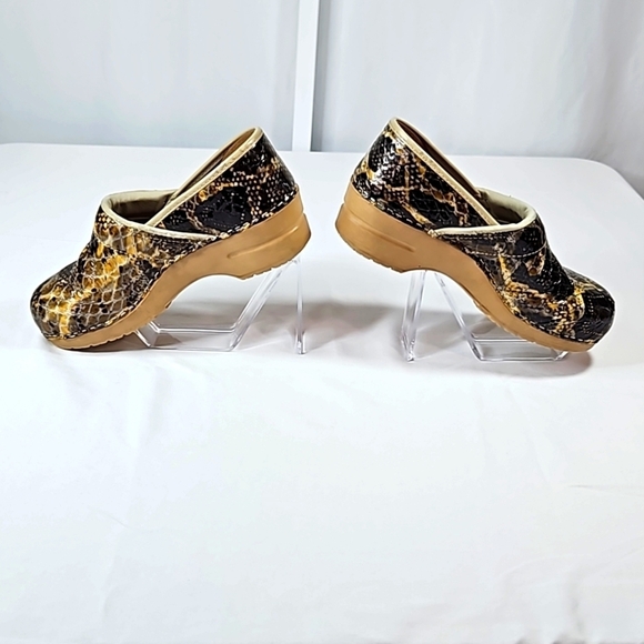 Sanita Animal Print Danish Clog Sz 40 - Picture 6 of 8